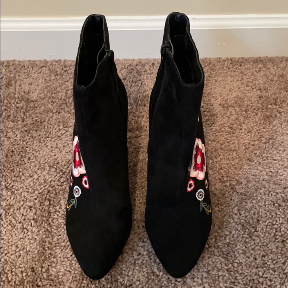 Express Black and floral faux suede boots